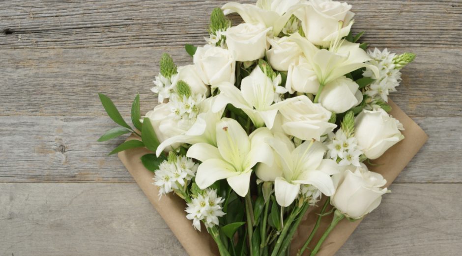 how-to-send-flowers-to-a-funeral-24-funeral-flower-etiquette