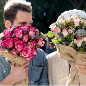 Valentines day online flower delivery 300x300