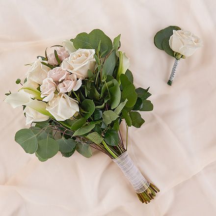 Micro Wedding Flowers Bouquets Boutonnieres The Bouqs Co