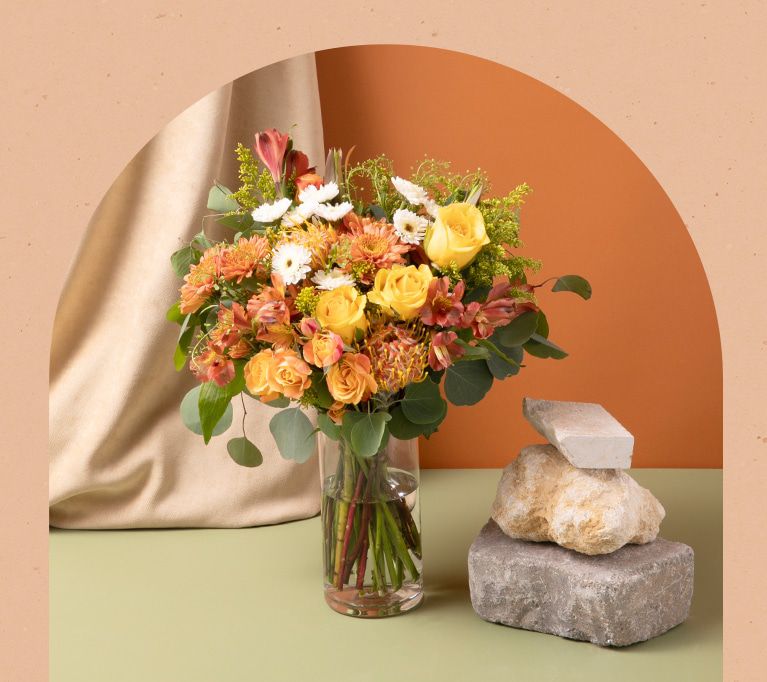 3 Easy Ways to Wrap Flowers - Homey Oh My