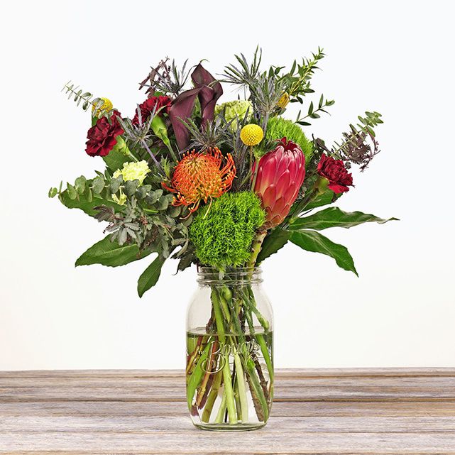 Order Hbo S Full Bloom Champion S Bouquet The Bouqs Co