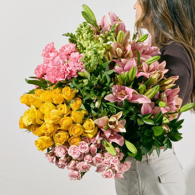 Yellow & Pink Roses Box